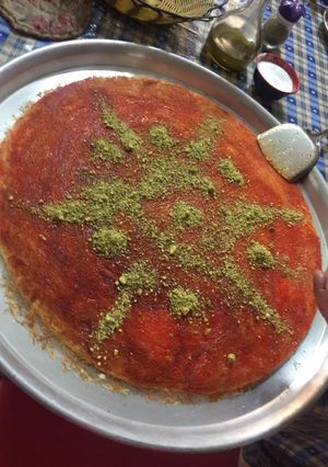 A picture of Nabulsi Kunafa.