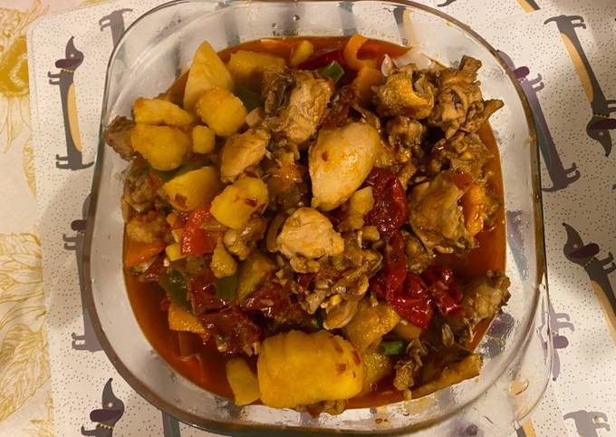 Big plate chicken 😂 Uyghur tohokordiki 大盘鸡