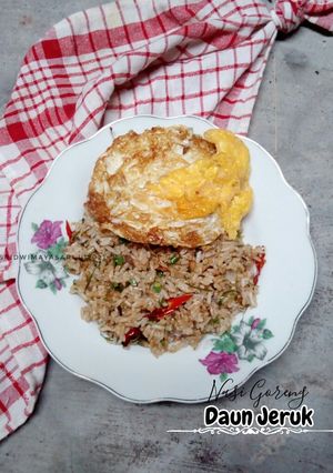 Foto resep Nasi Goreng Daun Jeruk