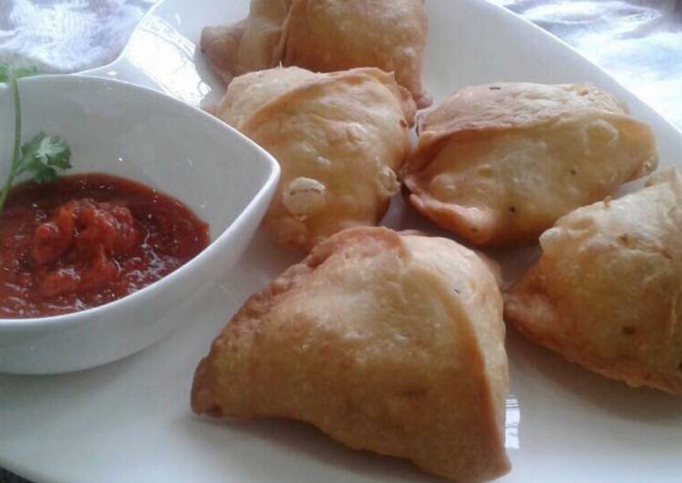 Whosayna’s Punjabi Samosas Whosayna’s Punjabi Samosas