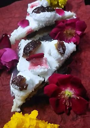 ब्रेड रसगुल्ला पेस्ट्री (Bread Rasgulla Pastry recipe in hindi) रेसिपी मुख्य फोटो