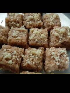 થાબડી પેંડા (Thabdi Penda Recipe In Gujarati) રેસીપી મુખ્ય ફોટો
