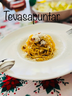 Una foto de Pasta carbonara auténtica 🥓 🧀 🥚 🍝 🇮🇹
