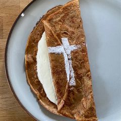 A picture of Retro Chicory Pancakes with Snowball Cream.
