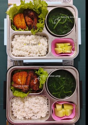 Foto resep Bekal Sayur Bening Bayam, Spicy Chicken Wings, Tempe Katsu, dan Melon