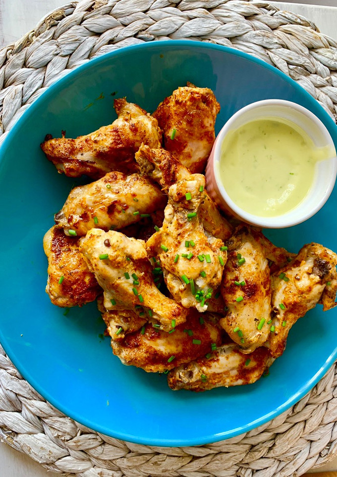 Una foto de Alitas extrapicantes al horno🍗🔥