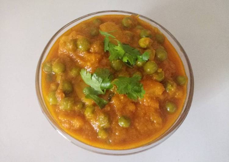 Oil free Restaurant style matar Aloo