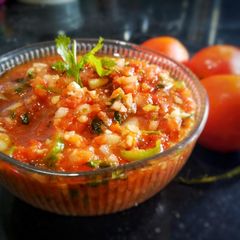 A picture of Mexican salsa(dip).