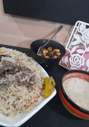A picture of Mutton yakhni pulao😍🤩.