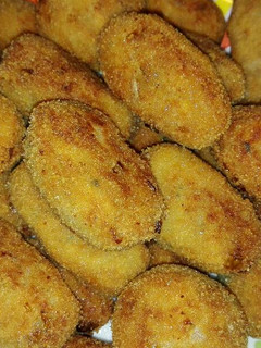 Una foto de Croquetas de pollo al oporto