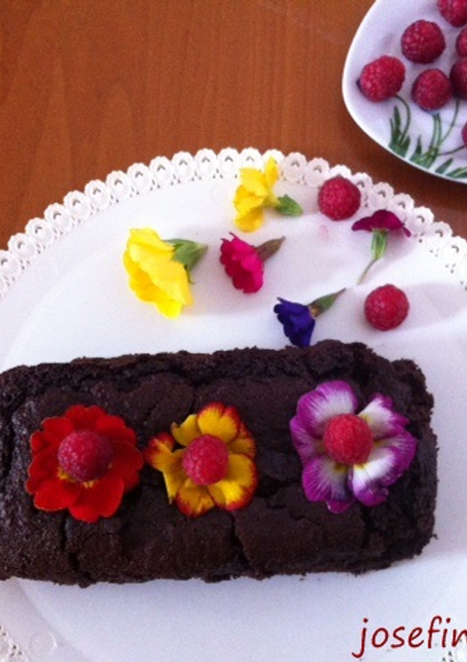 Una foto de Plumcake vegano con frambuesas/Plumcake vegano con lamponi