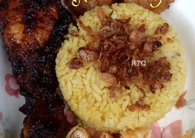 Resep NASI KUNING, NASI UDUK Resep NASI KUNING, NASI UDUK