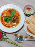 Beef Stew with Baguette