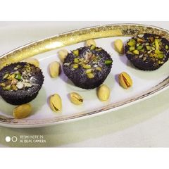 A picture of Oreo Pistachios Muffins.
