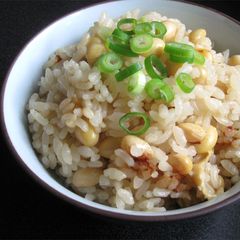 A picture of Soy Bean Takikomi Gohan.