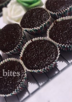 A picture of Moist chocolate cup cakes.