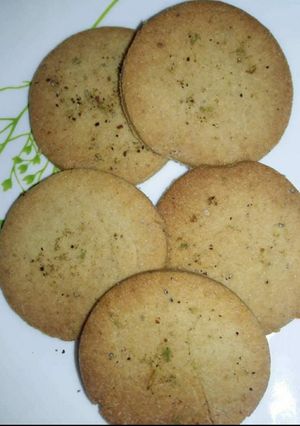 A picture of Elaichi cookies.