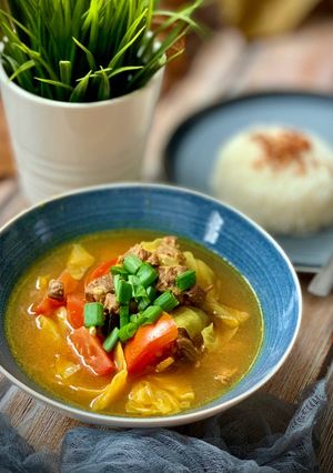 A picture of Shank Beef Soup - Tongseng Sengkel Sapi.