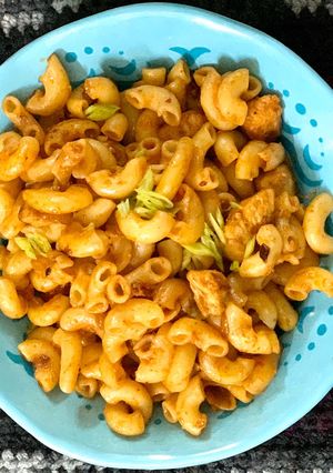 A picture of Quick Macaroni from scratch.