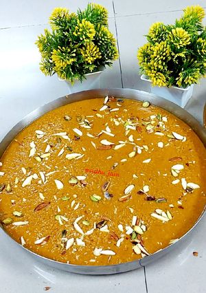 A picture of Mohanthal (Traditional Indian Fudge).
