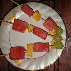 A picture of 3 color Fruits stick.