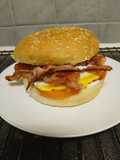 Egg 'n' Bacon Brekkie Burger