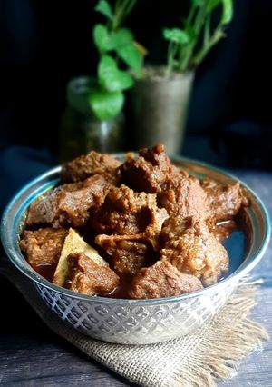 বীফ ভিন্দালু। রেসিপির প্রধান ছবি