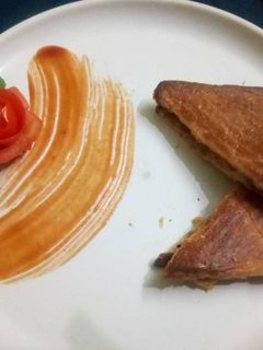 ग्रिल आलू सैंडविच (grill aloo sandwich recipe in Hindi) रेसिपी मुख्य फोटो