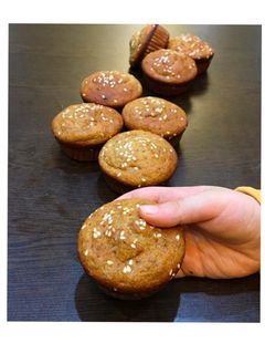 عکسی از دستور کاپ کیک خرما😍