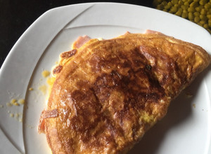 Una foto de Omelette de jamón y queso