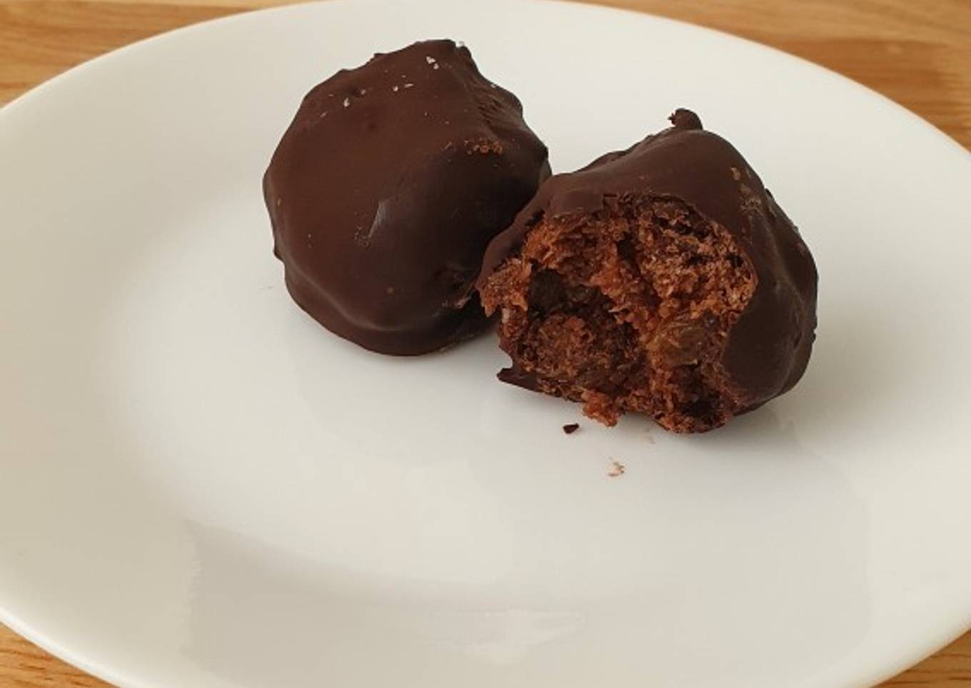 Vegan Rum Balls