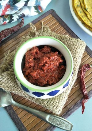 A picture of Rajasthani Lehsun Ki Chutney.