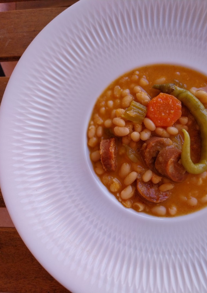 Una foto de Fessolets con chorizo picante, zanahoria y apio