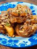 Kaki sapi bumbu kecap pedas
