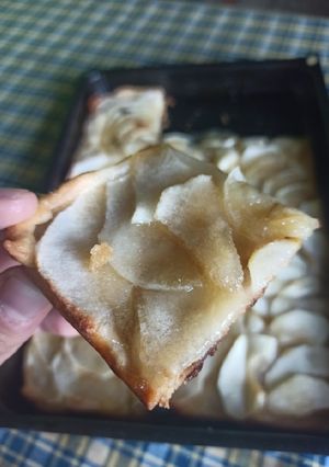 Una foto de Tarta de manzana con miel