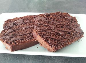 Foto principal de Bizcocho integral de chocolate sin azúcar