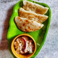 A picture of Suji Appam.