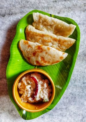 A picture of Suji Appam.