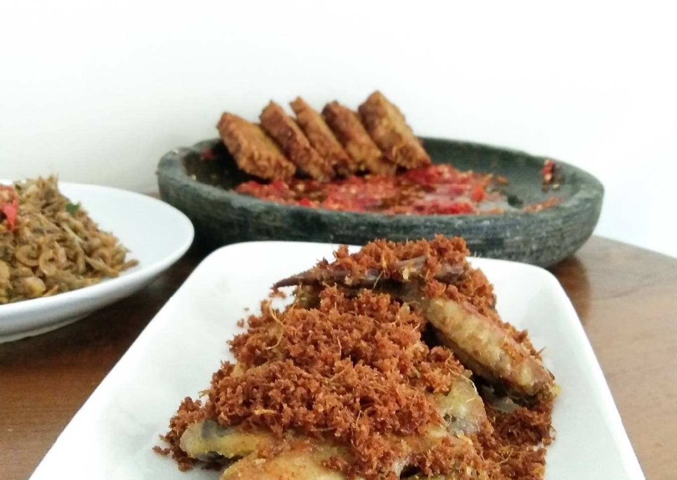 Ayam Goreng Serundeng