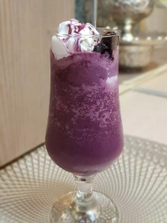 عکسی از دستور اسموتی شاتوت