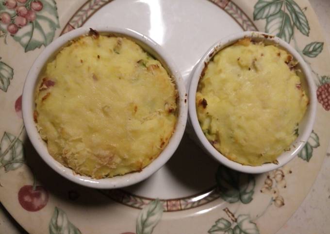 Asparagus and pancetta mini potato pies