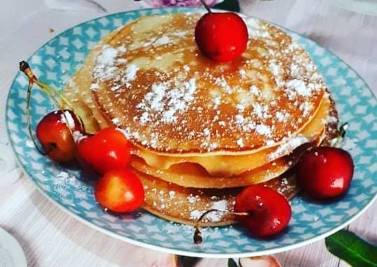 La façon simple de faire des recettes Pancake à deux ingrédients spécial