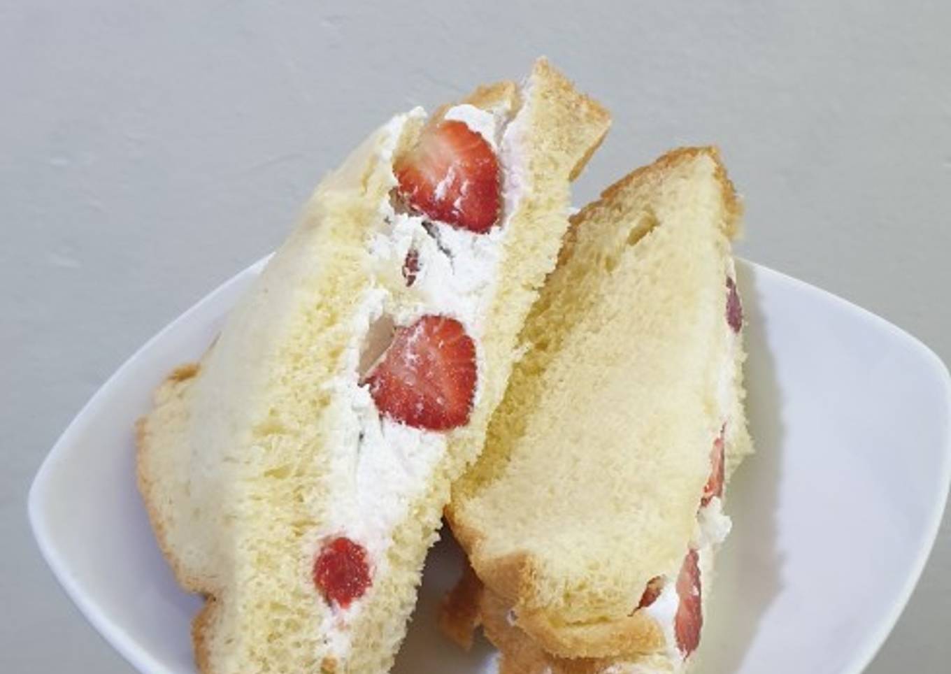 Sando - Sandwich Strawberry Jepang | Cukup 3 Bahan