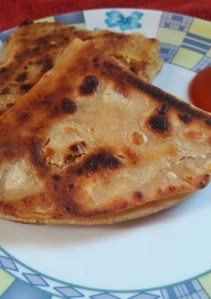 स्टफ फुलका (stuffed phulka recipe in marathi) रेसिपी चे मुख्य फोटो 