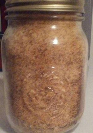 A picture of Creole seasoning.