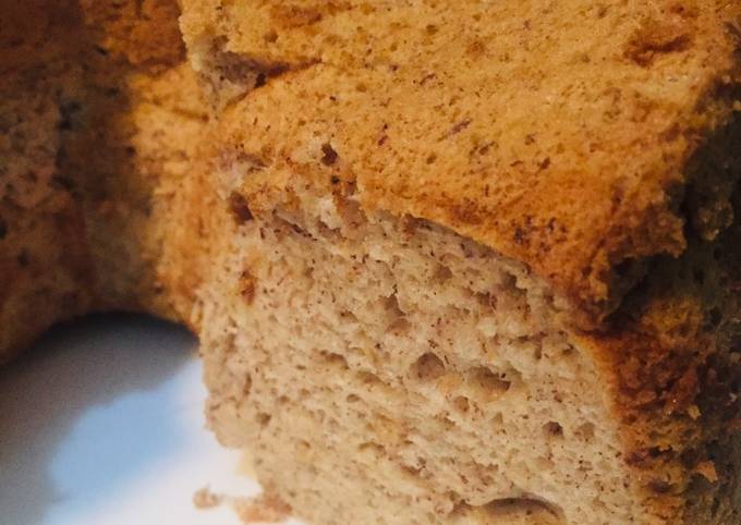 Bagaimana Menyiapkan Chiffon pisang putih telur (gluten free), Lezat