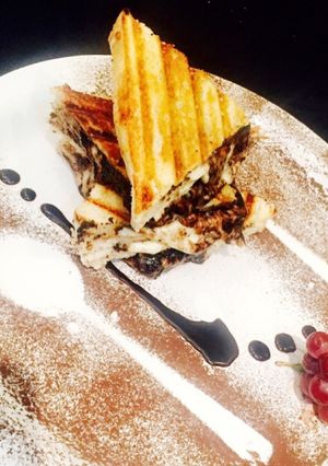A picture of Chocolate cheesywich.