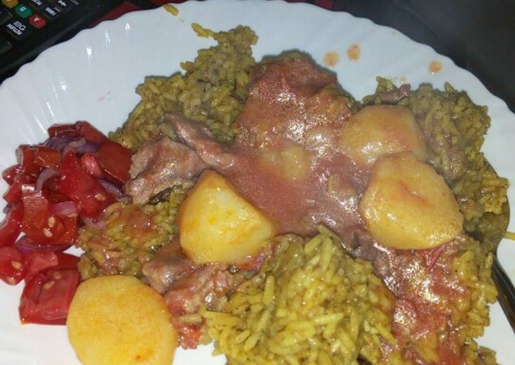 Pilau with potatoes