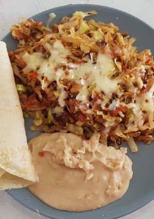 Una foto de Repollo guisado