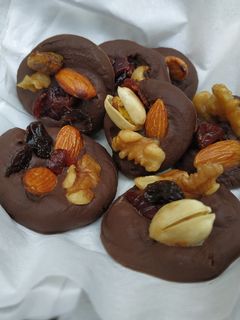 Foto resep Mendiants, coklat ala Prancis